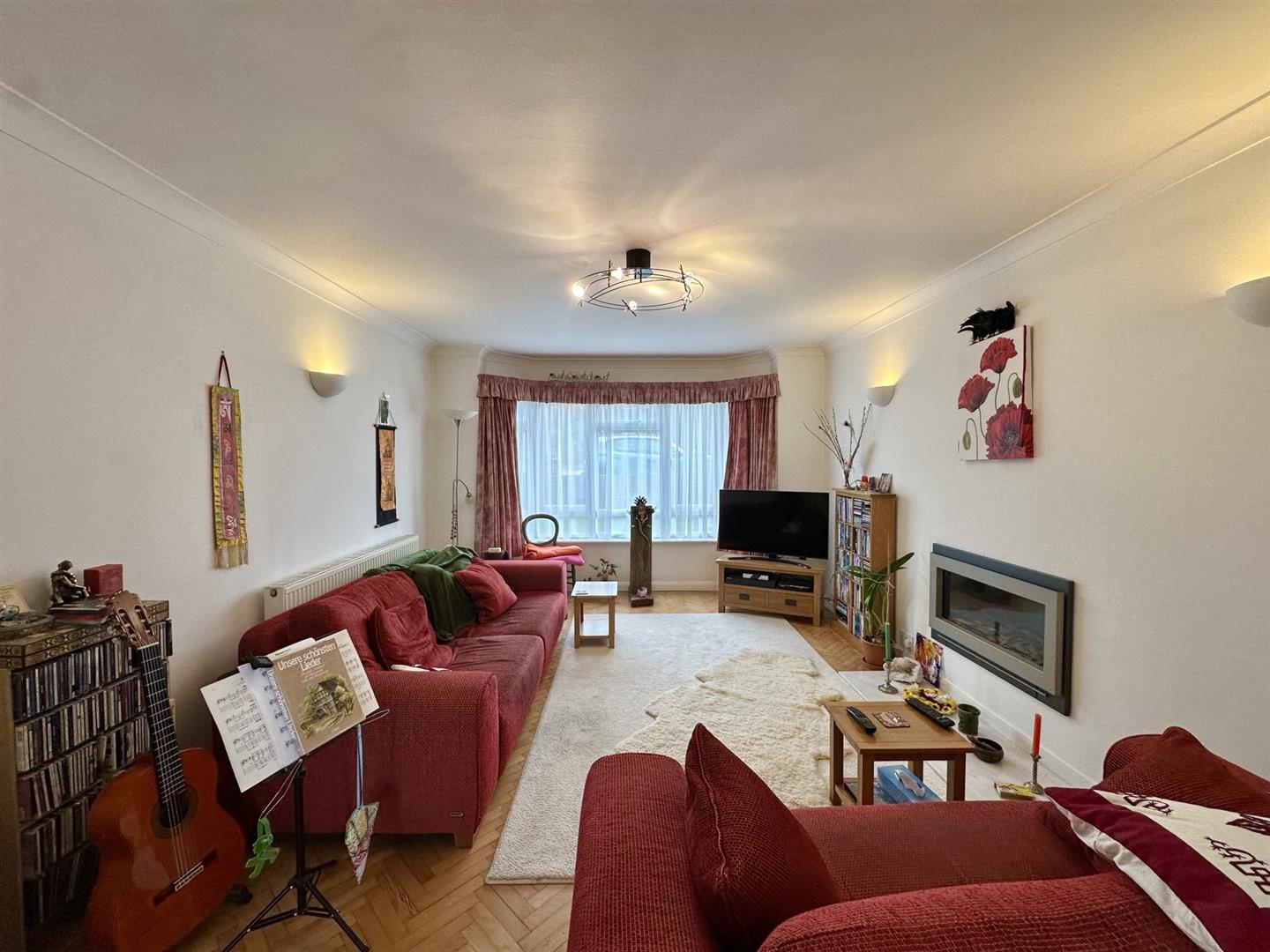 3 bed property in Millfield Rise, Bexhill-On-Sea